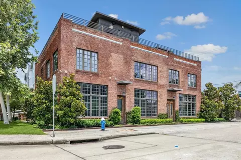 808 Coronado St, Houston, TX 77009
