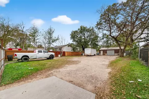 5931 Southmund St, Houston, TX 77033