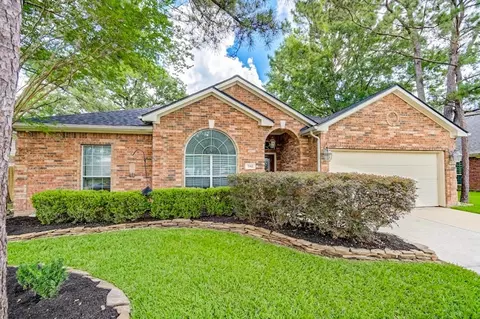 7902 Trophy Place Dr, Humble, TX 77346