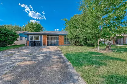 4307 Akard St, Houston, TX 77047