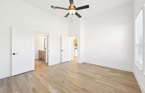 Bedroom - 12802 Meadow Wind Way, Conroe, TX 77302 photo 3 of 4