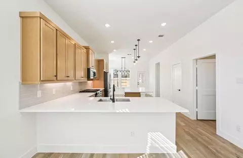 Kitchen - 12802 Meadow Wind Way, Conroe, TX 77302 photo 2 of 7