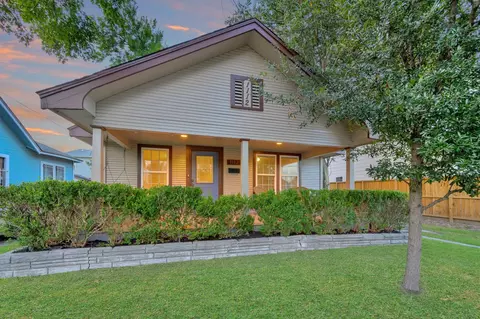 1112 Robbie St, Houston, TX 77009