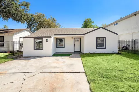 7109 Saint Augustine St, Houston, TX 77021