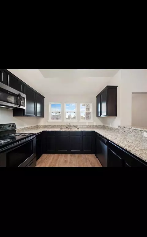 1179 Road 5102, Cleveland, TX 77327