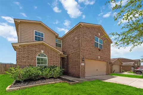 2718 Regatta Ln, Texas City, TX 77568