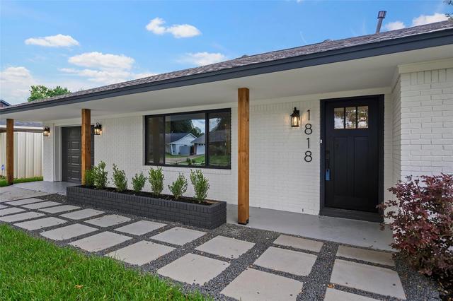 1818 Watercrest Dr, Houston, TX 77008