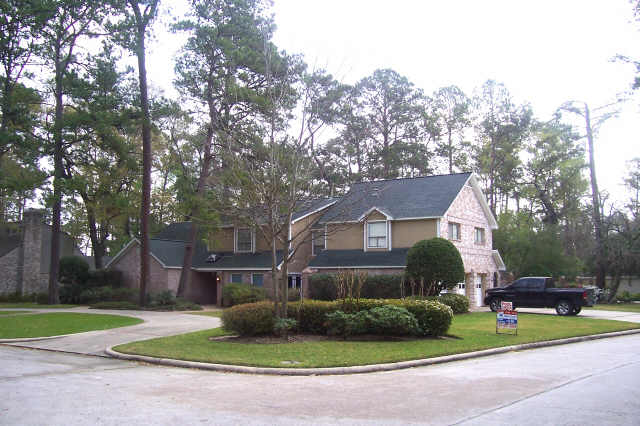 17802 Mid Oak Ct, Spring, TX 77379 photo 1