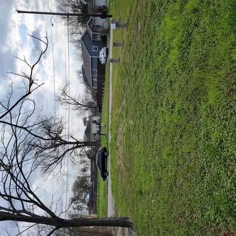 1425 E 34th St, Houston, TX 77022