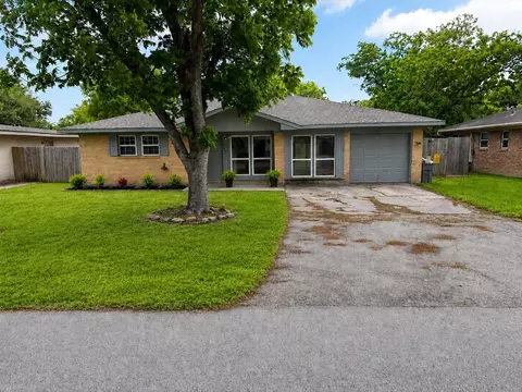 505 Moody Ave, League City, TX 77573