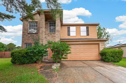 16807 Mission Ridge Ln, Houston, TX 77073