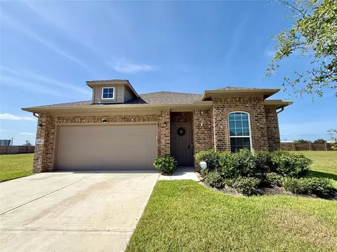 Exterior - 1951 Middle Pass Ln, Angleton, TX 77515 photo 3 of 13