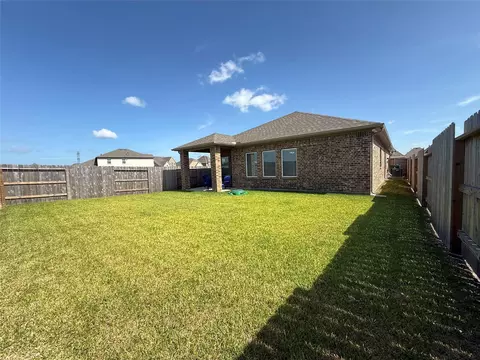 Exterior - 1951 Middle Pass Ln, Angleton, TX 77515 photo 10 of 13