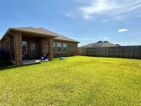 Exterior - 1951 Middle Pass Ln, Angleton, TX 77515 photo 8 of 13