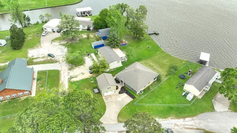View/Area - 453 E Oak Shadows, Onalaska, TX 77360 photo 3 of 7