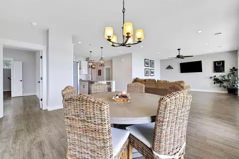 Dining - 453 E Oak Shadows, Onalaska, TX 77360 photo 2 of 5