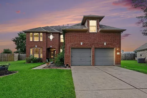 8422 W Sienna Cove Ln, Houston, TX 77083