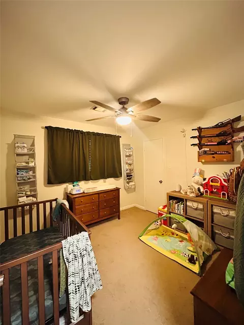 Bedroom - 2 Travis Ct, Angleton, TX 77515 photo 1 of 4