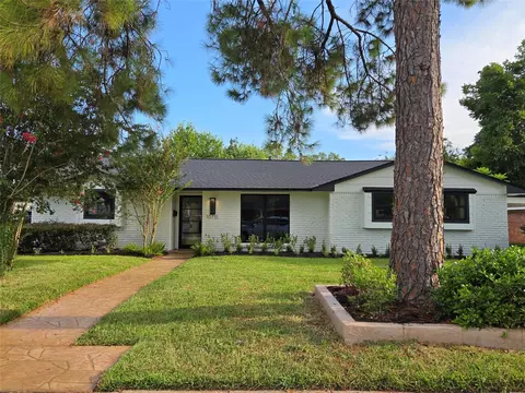 10711 Ella Lee Ln, Houston, TX 77042