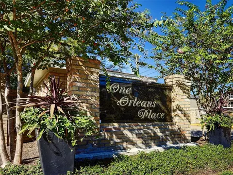 2800 Jeanetta St #806, Houston, TX 77063