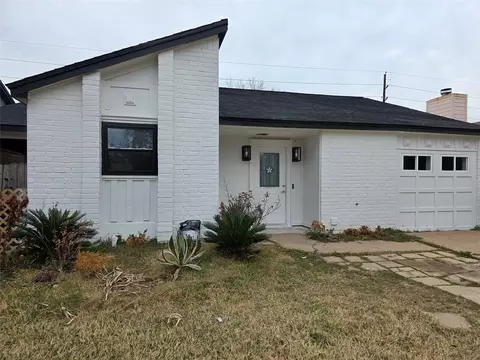 13330 Chimney Sweep Dr, Houston, TX 77041