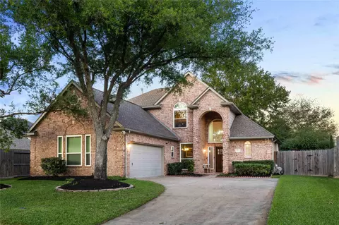 8802 Throckmorton Ln, Houston, TX 77064