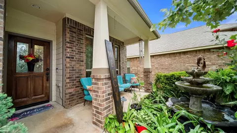 Exterior - 23834 Willow Haven Dr, Spring, TX 77389 photo 3 of 6