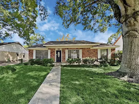 12355 Westella Dr, Houston, TX 77077