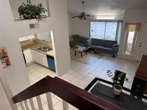 12606 Newbrook Dr, Houston, TX 77072