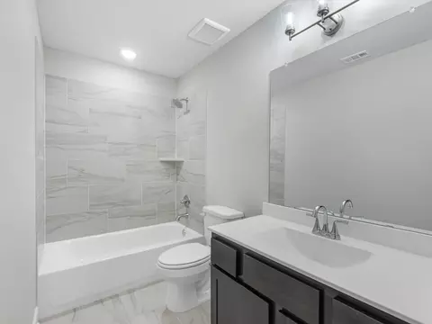 Bath - 15664 Broadway Bend Dr, Conroe, TX 77302 photo 5 of 5