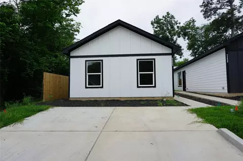 9768 Black Gum St, Willis, TX 77318