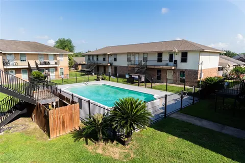3314 Burke Rd #39, Pasadena, TX 77504