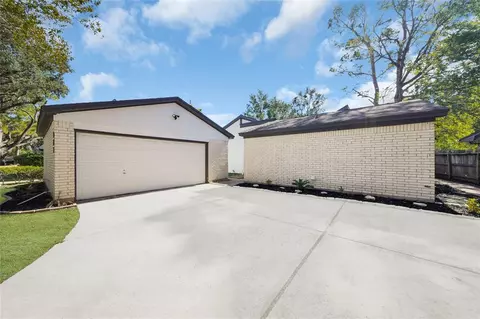 307 Enchanted Trail Dr, Spring, TX 77388 photo 1