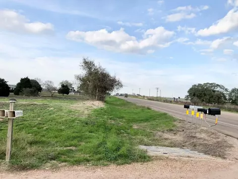 Tbd Us Hwy 77, Hallettsville, TX 77964