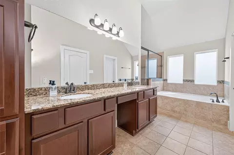 Bath - 20623 Alfonso Ct, Spring, TX 77388 photo 2 of 4