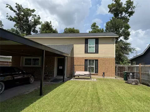 2301 King St, Houston, TX 77026