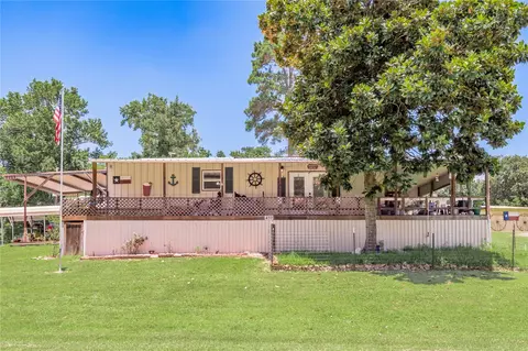 459 Davis Dr, Trinity, TX 75862 photo 1
