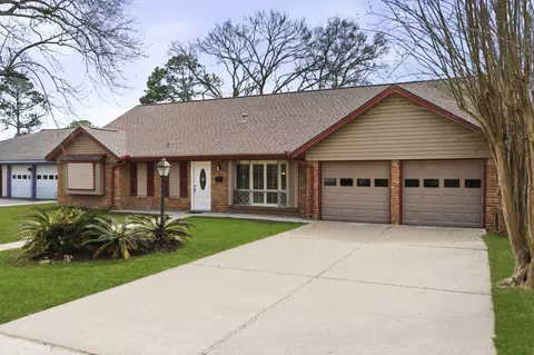 1620 Beachcomber Ln, Houston, TX 77062