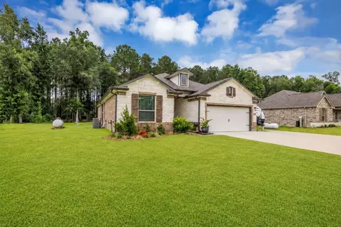 1295 Road 66112, Dayton, TX 77535