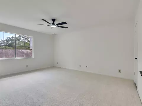 Bedroom - 26 Cherry Hill Dr, Conroe, TX 77304 photo 2 of 4