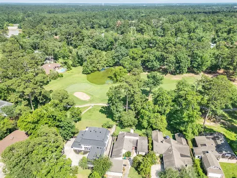 View/Area - 26 Cherry Hill Dr, Conroe, TX 77304 photo 6 of 7