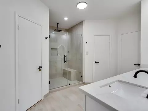 Bath - 26 Cherry Hill Dr, Conroe, TX 77304 photo 1 of 3