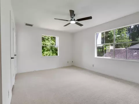 Bedroom - 26 Cherry Hill Dr, Conroe, TX 77304 photo 3 of 4