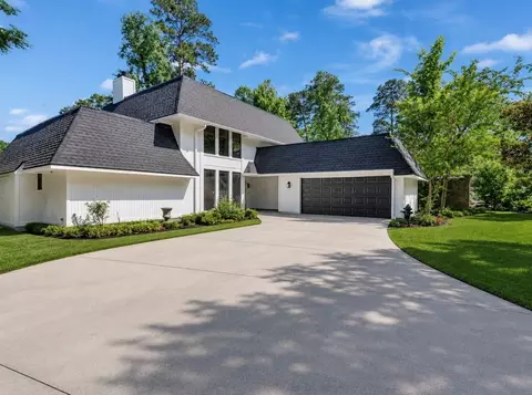 Exterior - 26 Cherry Hill Dr, Conroe, TX 77304 photo 2 of 7