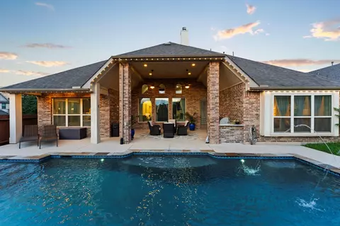902 Holly Chapple Dr, Conroe, TX 77384