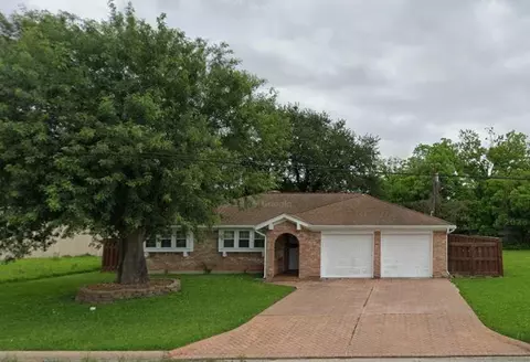 1414 Howell Ave, La Marque, TX 77568