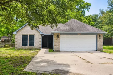 5525 Main St, Santa Fe, TX 77510