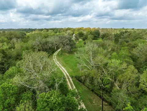 View/Area - 464 River Rd, Angleton, TX 77515 photo 7 of 7