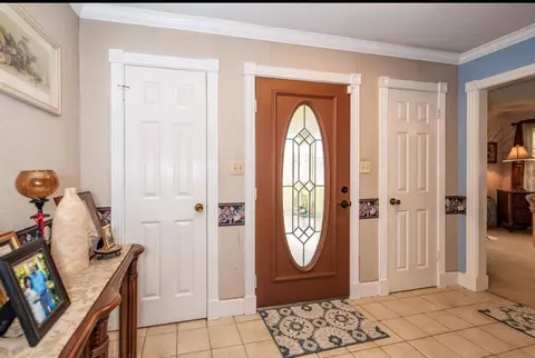 Entry Way - 464 River Rd, Angleton, TX 77515 photo 1 of 1