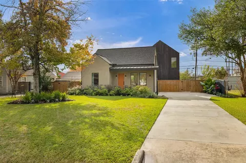 419 W 30th St, Houston, TX 77018